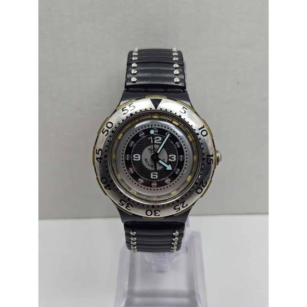 Vintage 1995 Swatch Scuba 200 Newcomer SDB106 Black Silver Watch New Battery 90s